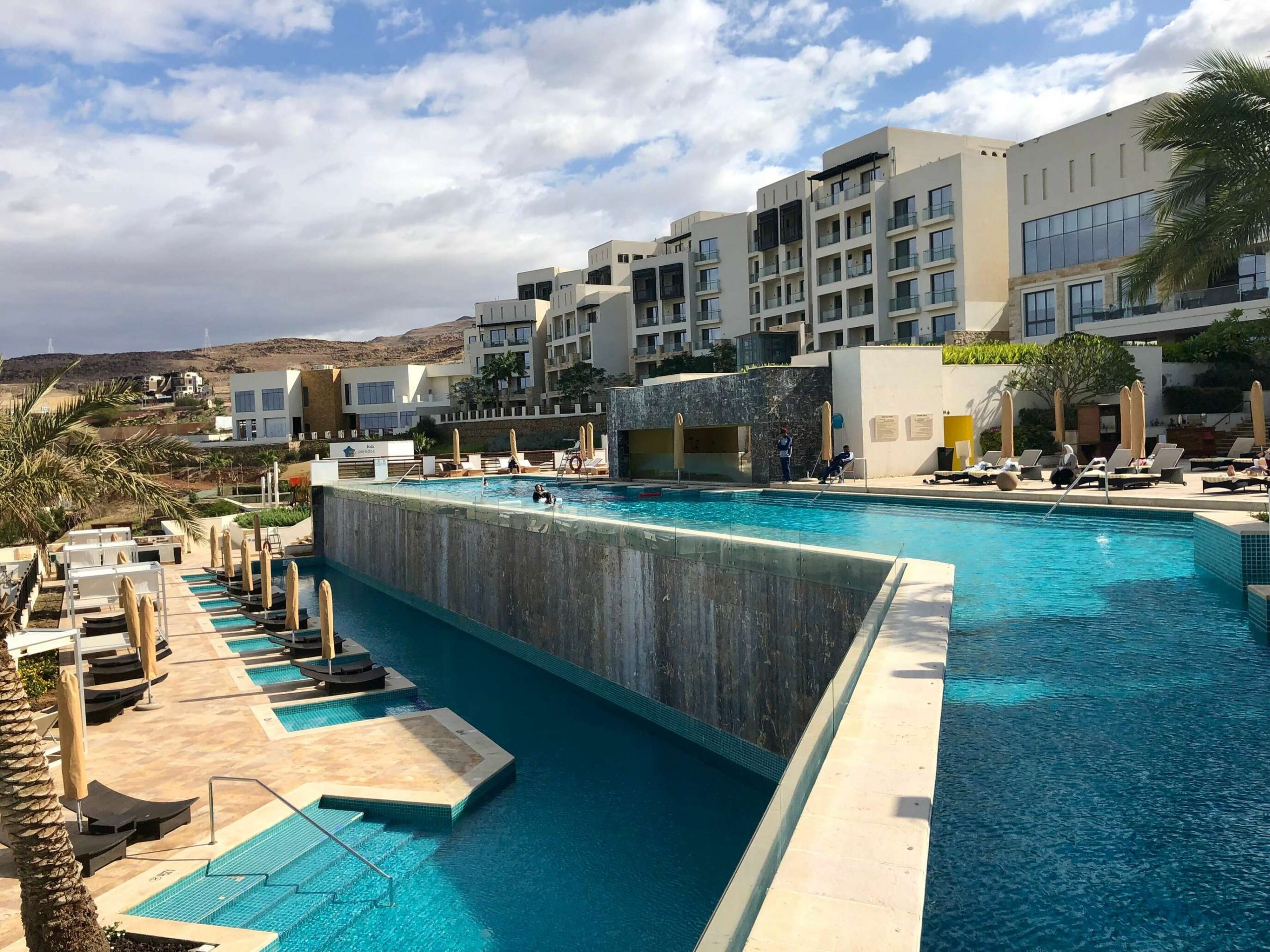 Hilton-Dead-Sea-Resort-Spa-Review-scaled